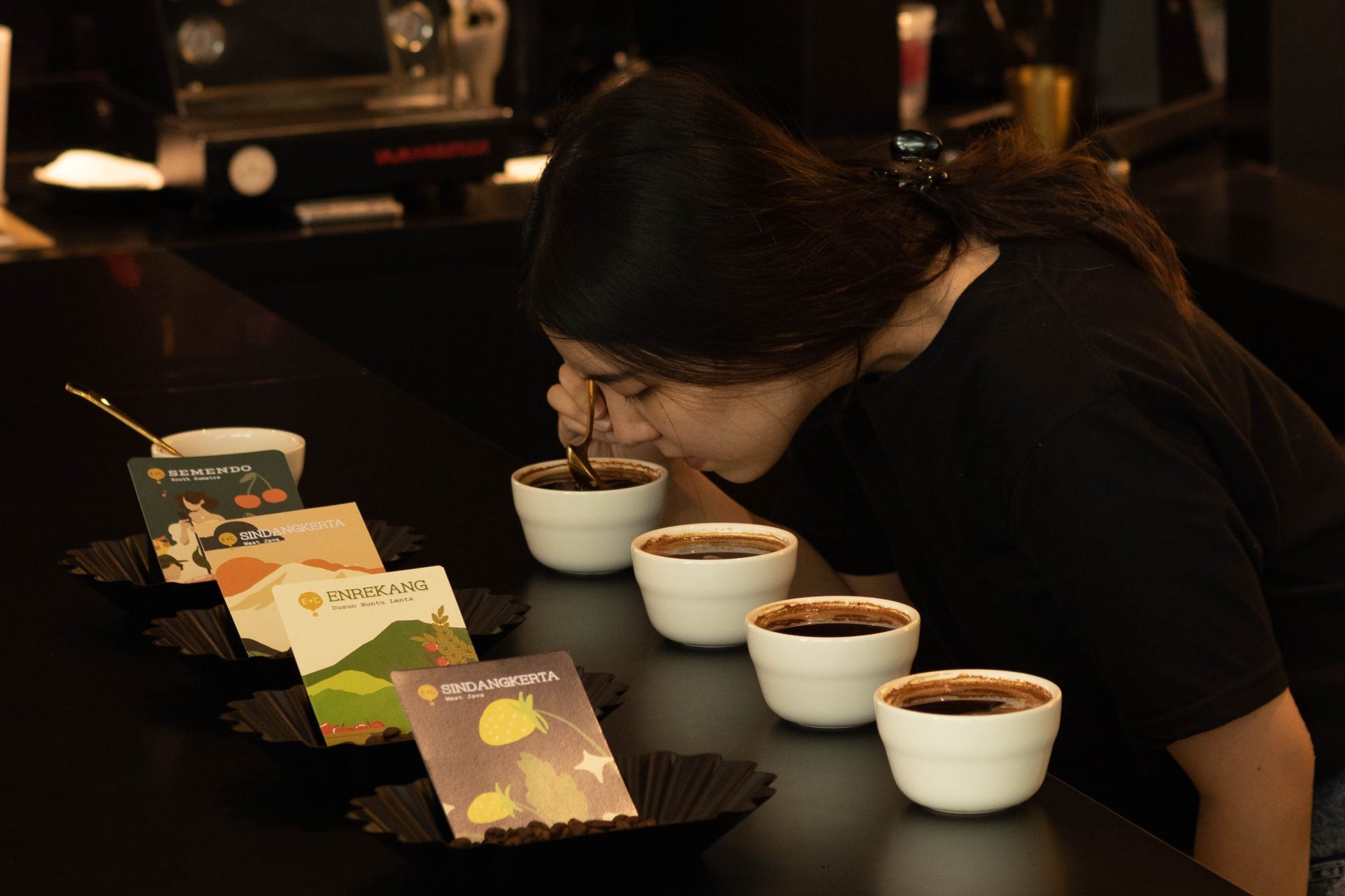 cupping untuk menentukan kualitas standar dalam kopi